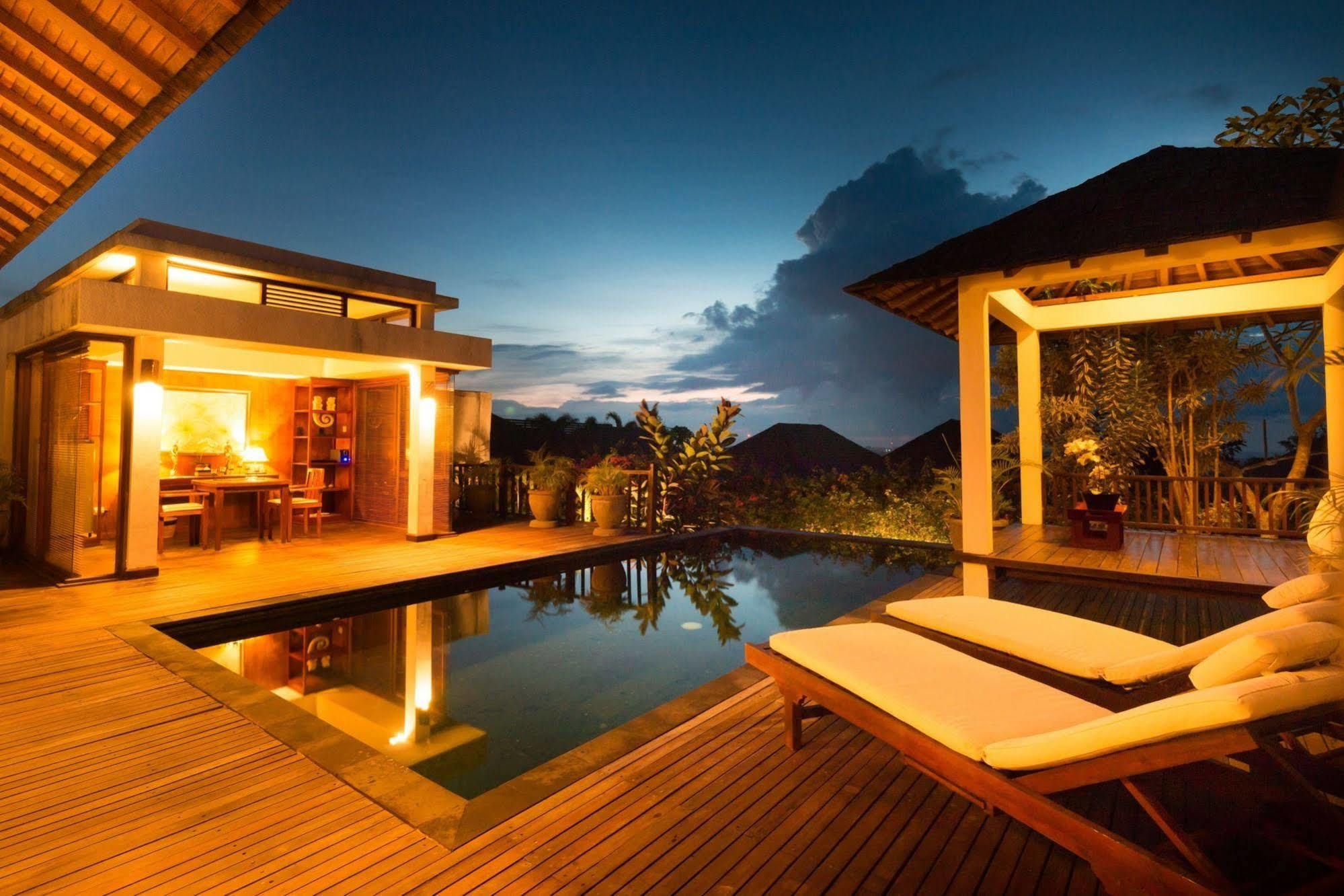 Airis Luxury Villas And Spa Uluwatu Exterior foto
